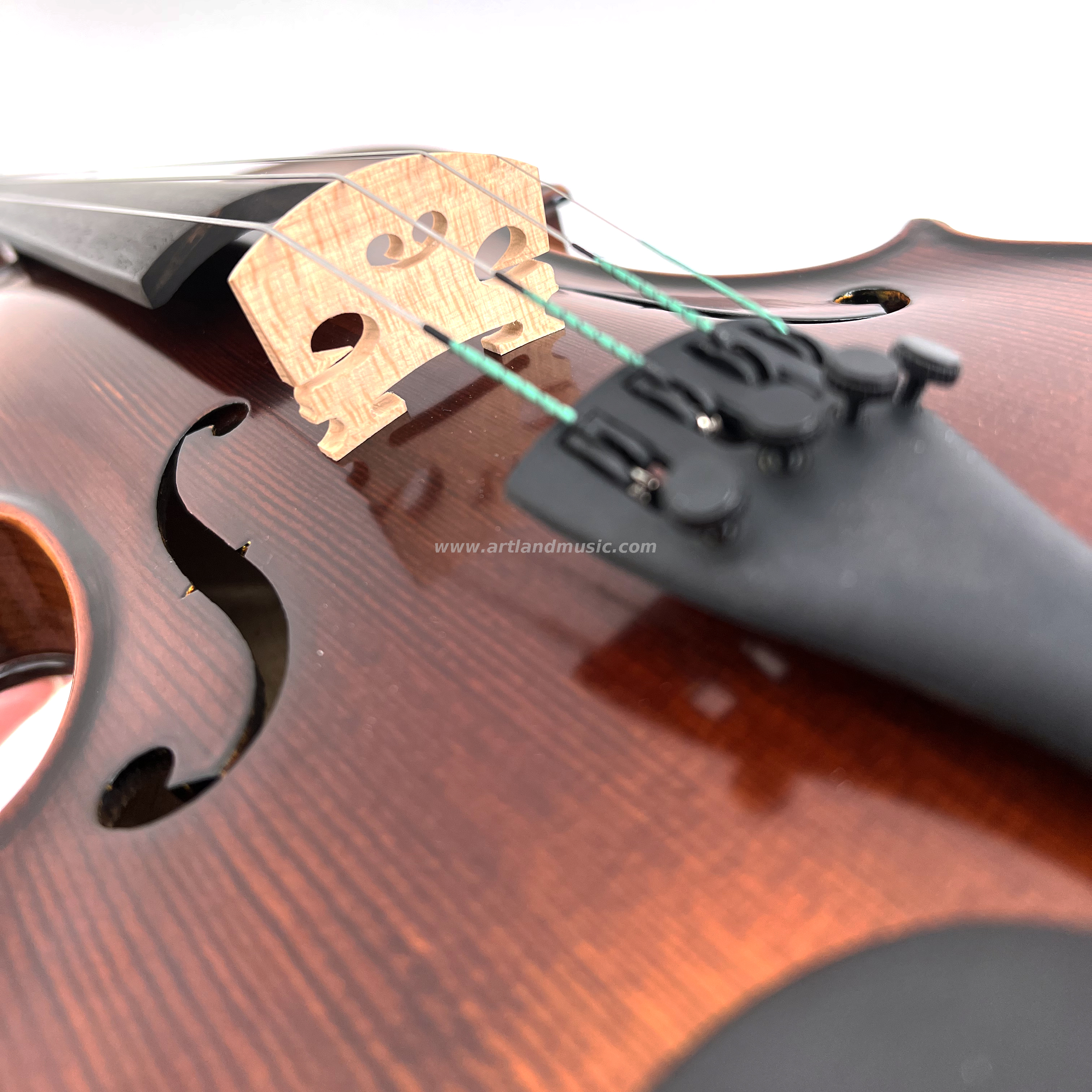 Bonito violín moderado de llama con barniz manual y artesanía advocada (VO150)